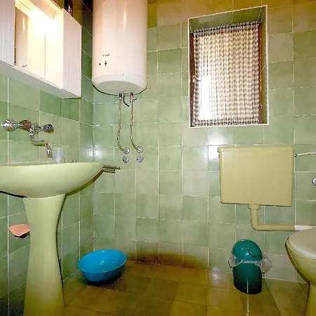 Fuer 4 Personen Ca 70 Qm In Sveti Vid-miholjice, Kvarner Bucht Krk Sveti Vid-Miholjice
